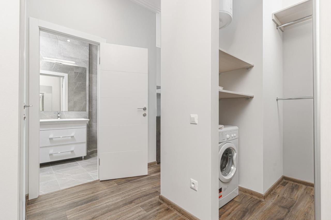 Sea Symphony 2-Bedrooms Apartment Odessza Kültér fotó
