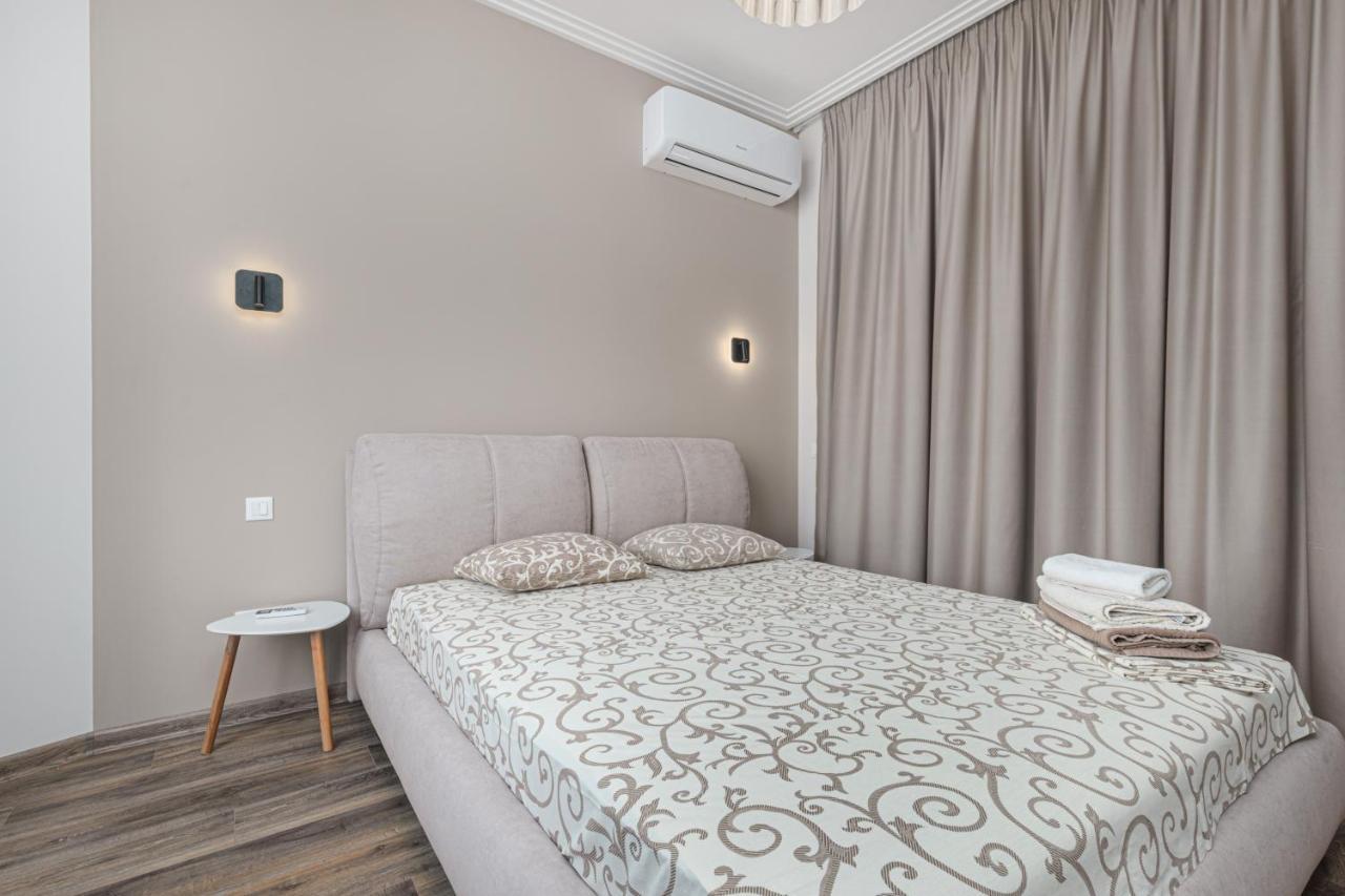 Sea Symphony 2-Bedrooms Apartment Odessza Kültér fotó